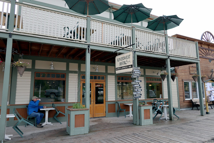 Riverwest Bistro