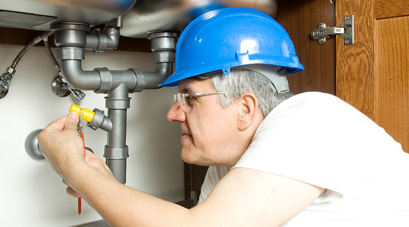 Santos Water Service & Drain