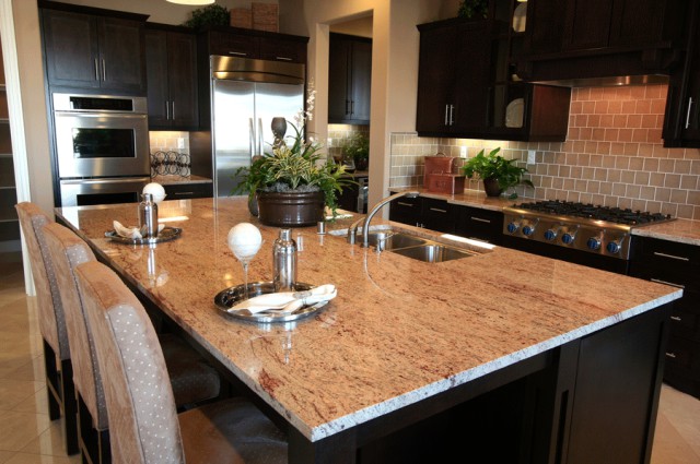 Winnipeg Cowry Cabinets