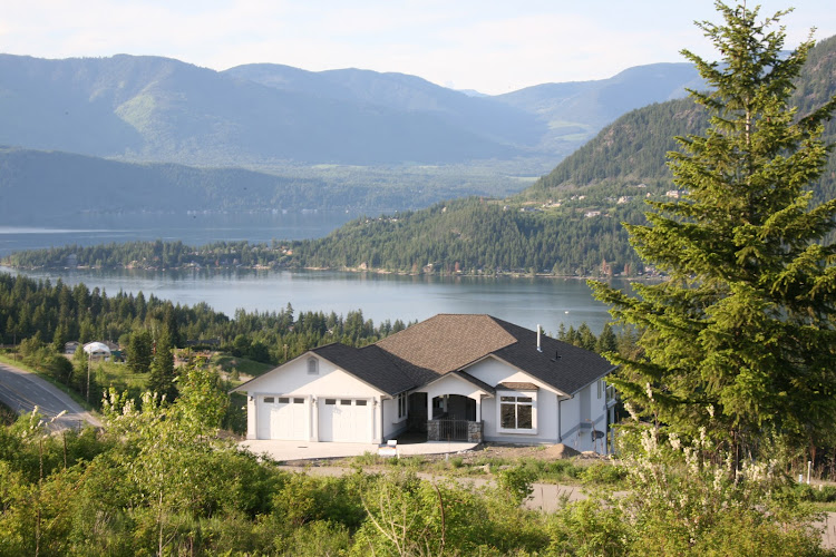 Copper Island Fine Homes Inc