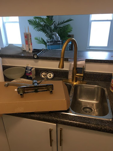 Plumber On The Phone Ottawa