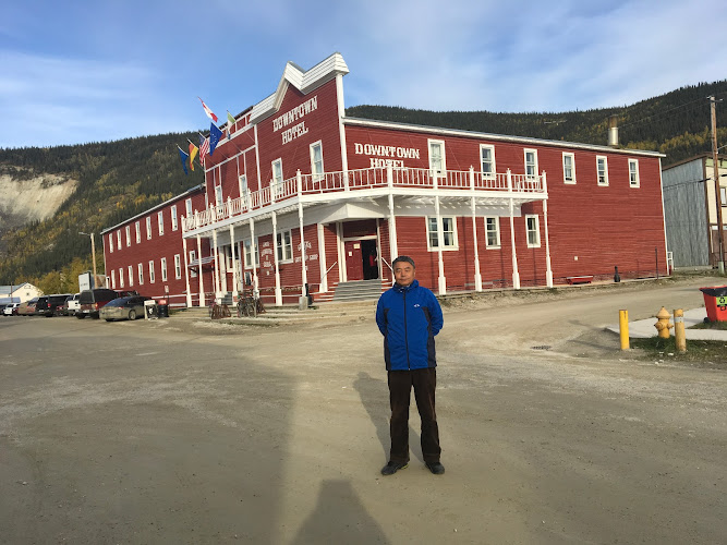 Yukon Hotel